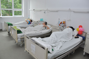 EuObserver: Coronavirusul atacă România, profitând de slabiciunile celui mai șubred sistem de asistență medicală din UE