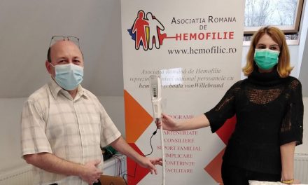Asociația Română de Hemofilie a donat primul vizualizator de vene Centrului Medical Cristian Șerban din Buzias