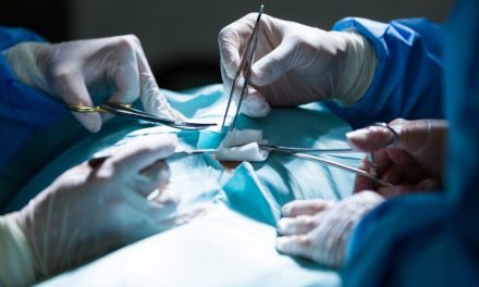 Transplantul de ficat ar putea crește rata de supraviețuire a pacienților cu metastaze hepatice extinse în cancerul colorectal