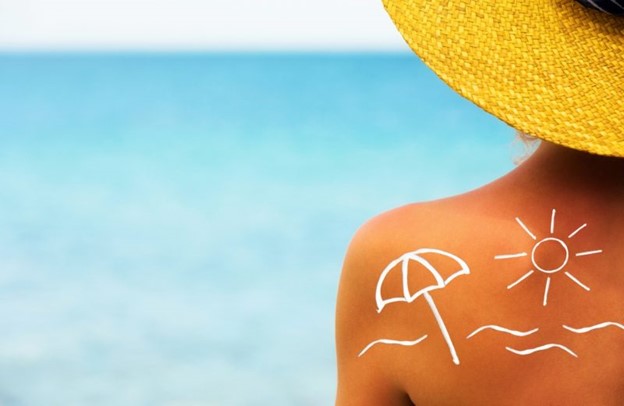 Cum îţi îngrijeşti pielea înainte de expunerea la soare