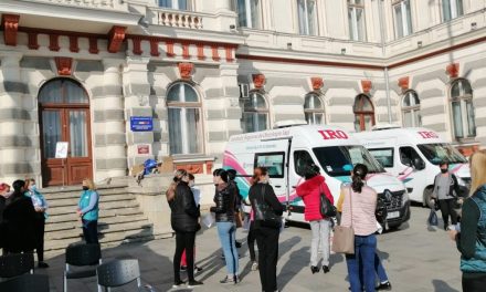 Femeile din Bacău se pot testa gratuit pentru cancerul de col uterin, la caravana mobilă a IRO