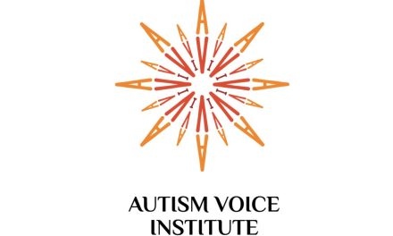 Institutul Autism Voice anunță lansarea unui sondaj adresat părinților cu copii diagnosticați cu autism