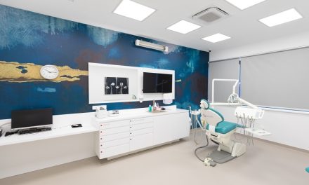 Regina Maria Dental Clinics: Pacienţii cu afecţiuni oncologice primesc servicii stomatologice printr-un protocol medical dedicat