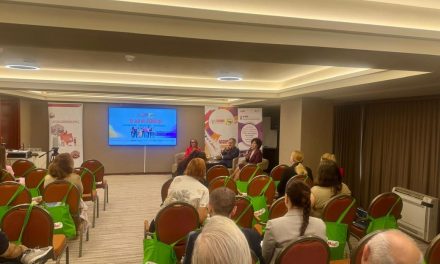 Asociaţia Persoanelor cu Boli Inflamatorii Intestinale din România (ASPIIR): 15 ani de ASPIIRaţii